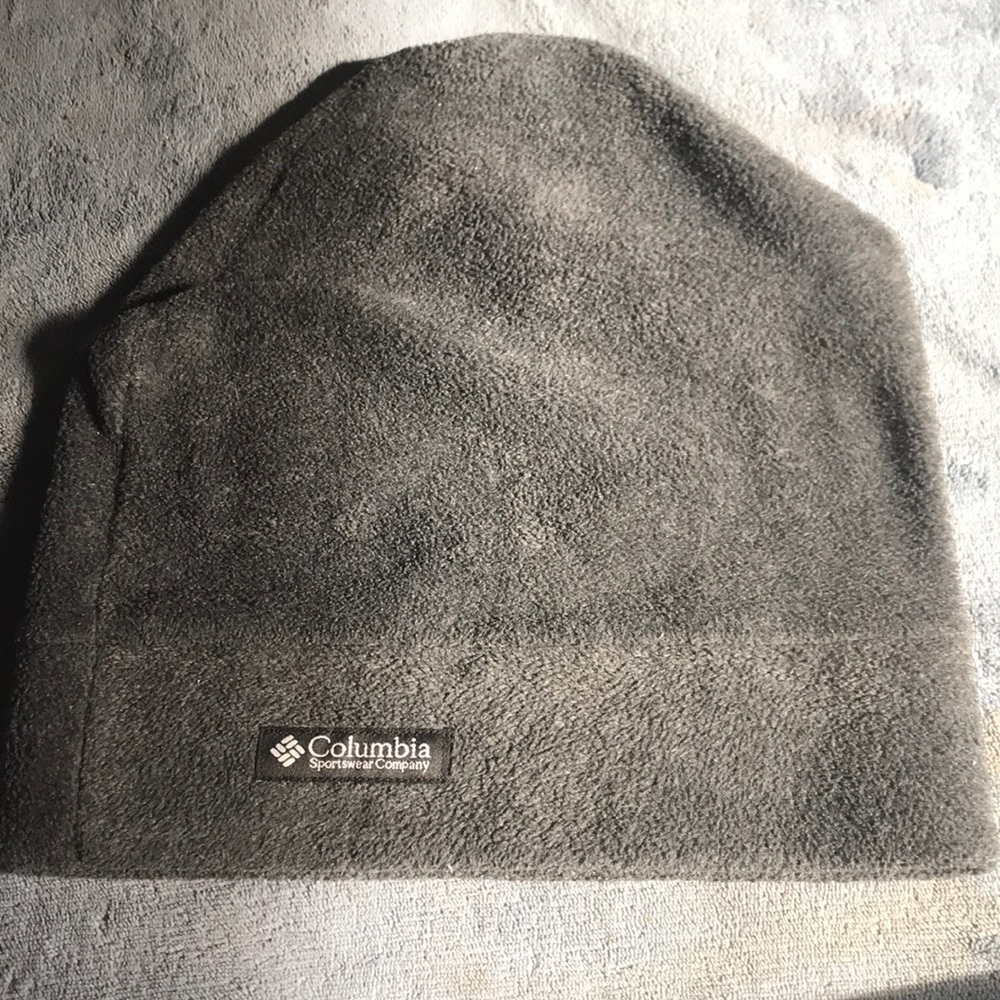COLUMBIA BEANIE